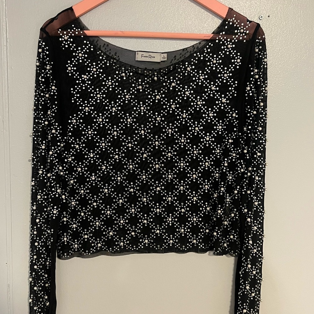 Elegant Free Rose Black and White Beaded Blouse
